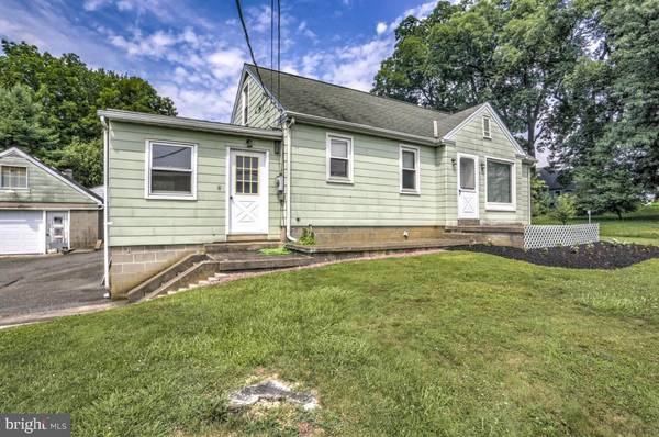 Willow Street, PA 17584,184 PEACH BOTTOM RD