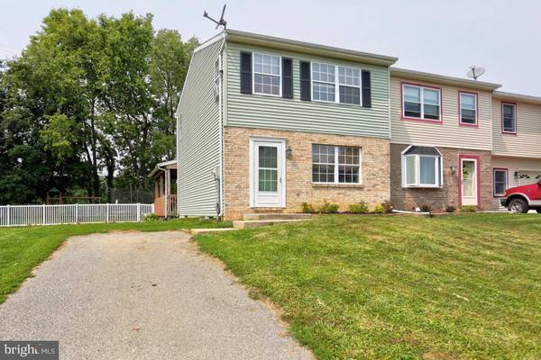 1566 MANOR BLVD, Lancaster, PA 17603