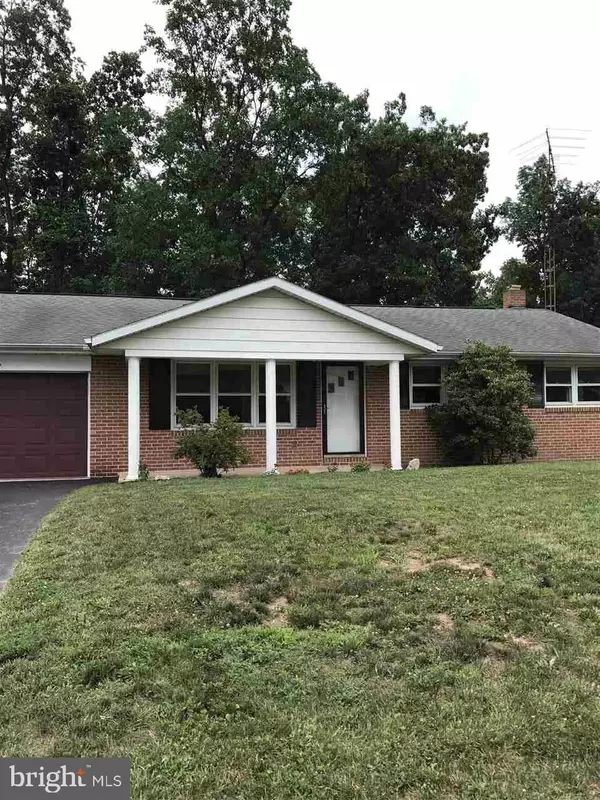 York, PA 17408,3017 HONEY RUN DR