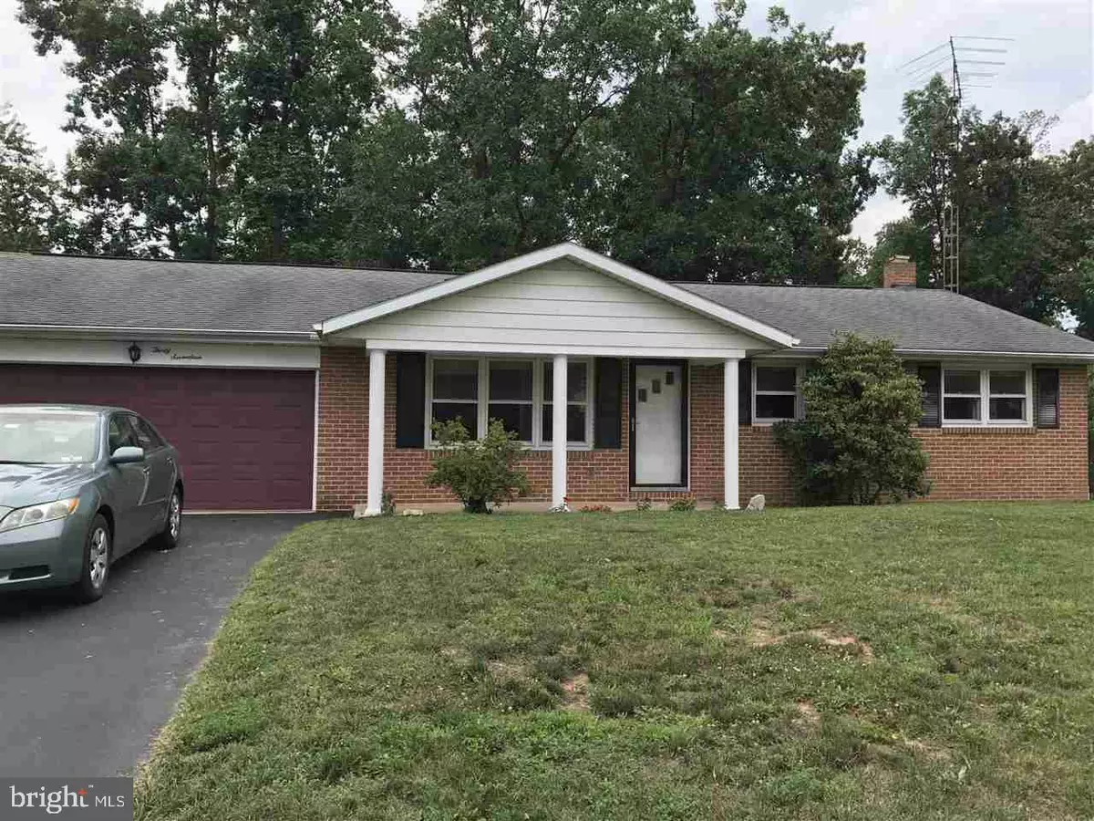 York, PA 17408,3017 HONEY RUN DR