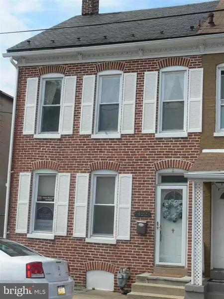 422 N PERSHING AVE, York, PA 17401