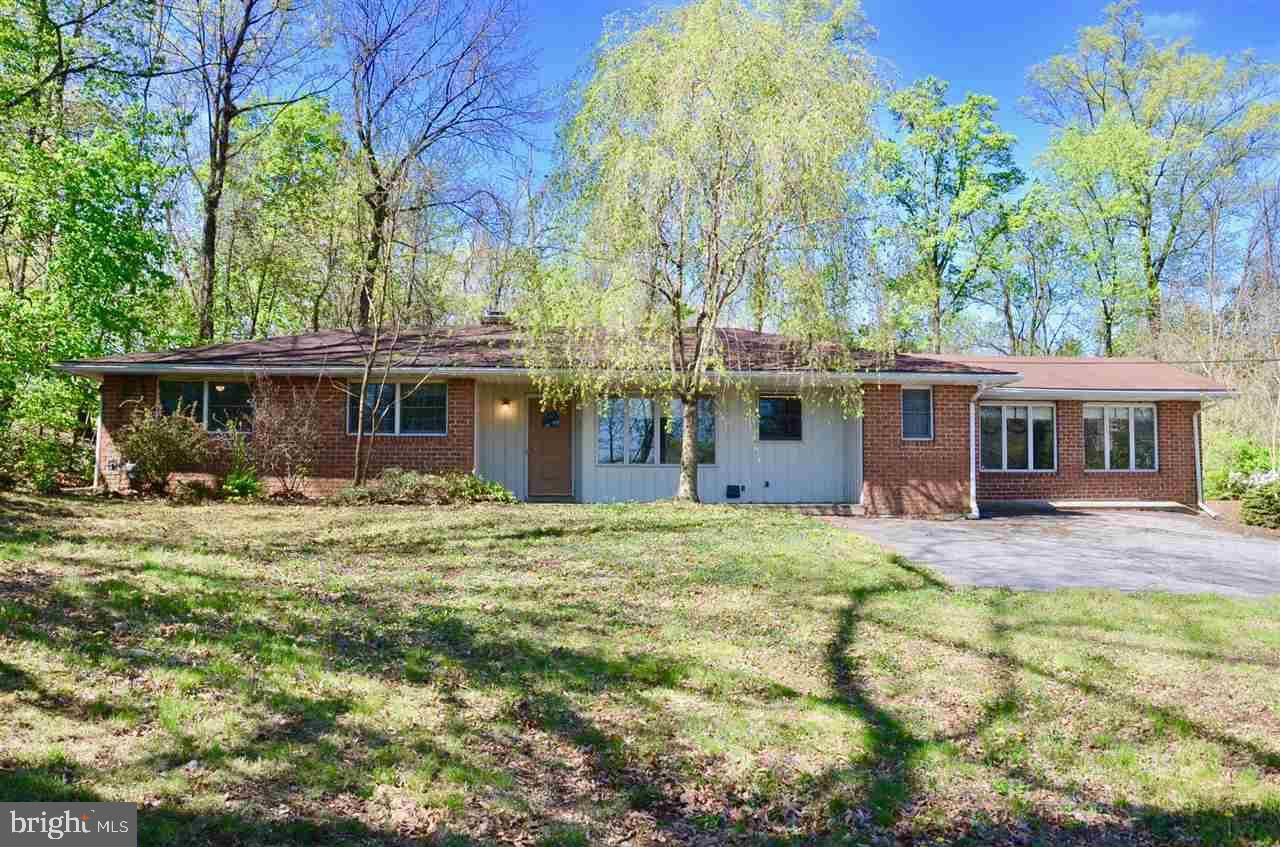 655 OLD YORK RD, Etters, PA 17319