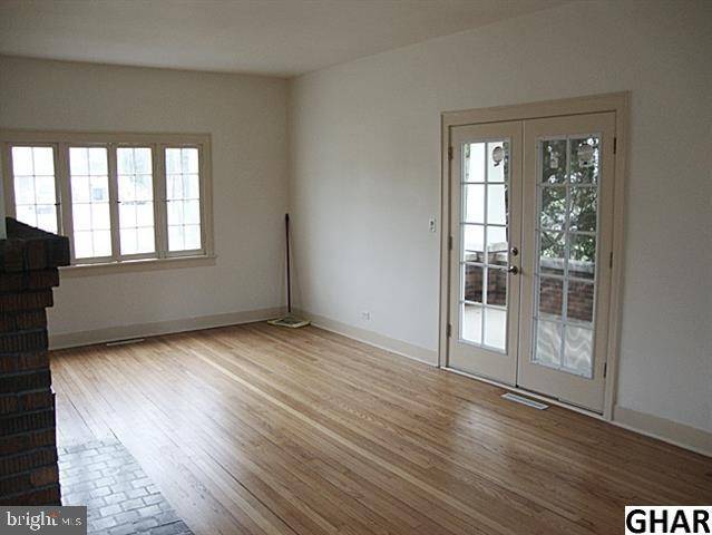 Camp Hill, PA 17011,137 S LOCUST ST