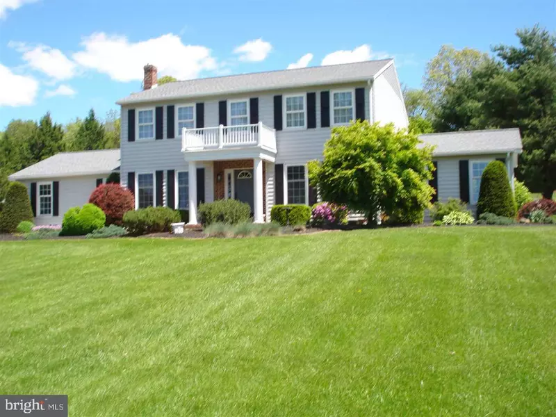 132 S RIDGE RD, Boiling Springs, PA 17007