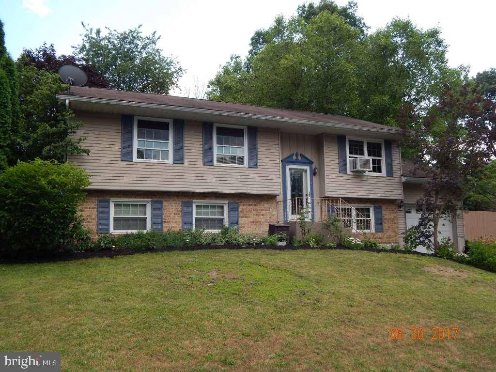 5589 MERCURY RD, Harrisburg, PA 17109