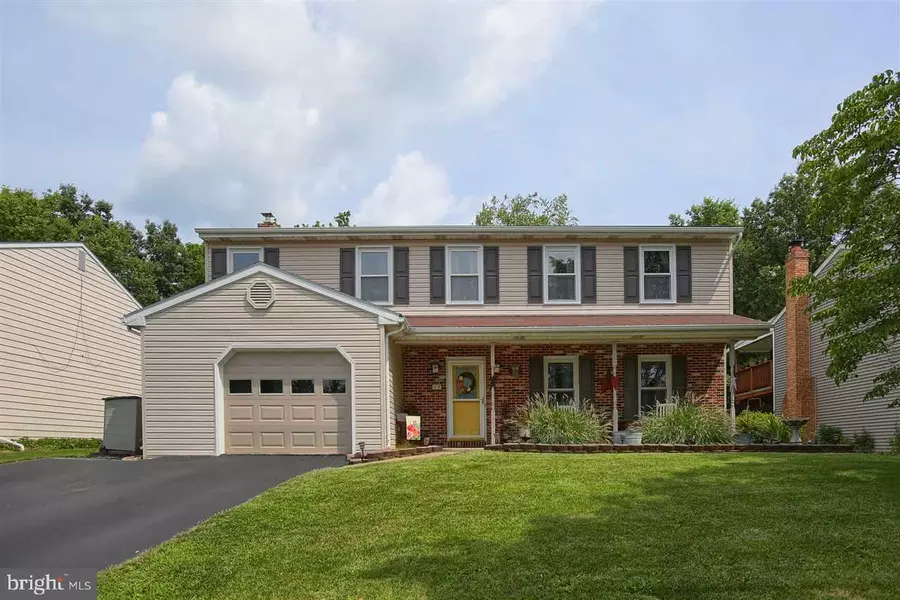 53 EDGEWOOD DR, Mechanicsburg, PA 17055