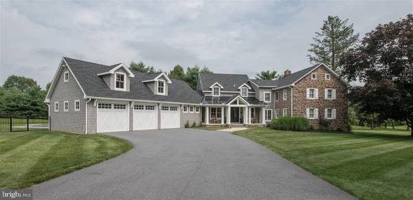 1675 SAND HILL RD, Hershey, PA 17033