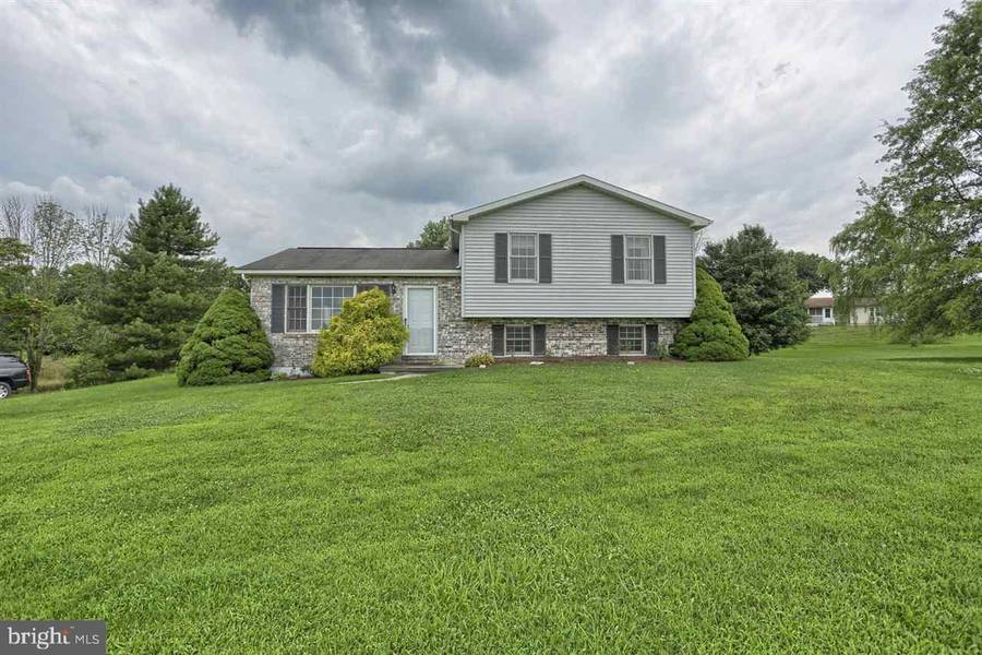 1027 GRAVEL HILL RD, Palmyra, PA 17078