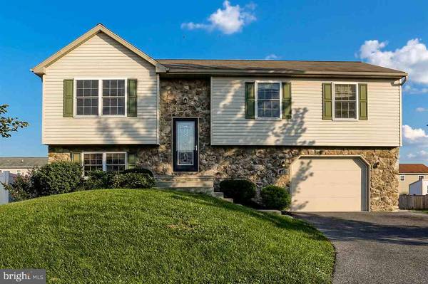 257 CYPRESS ST, Bainbridge, PA 17502