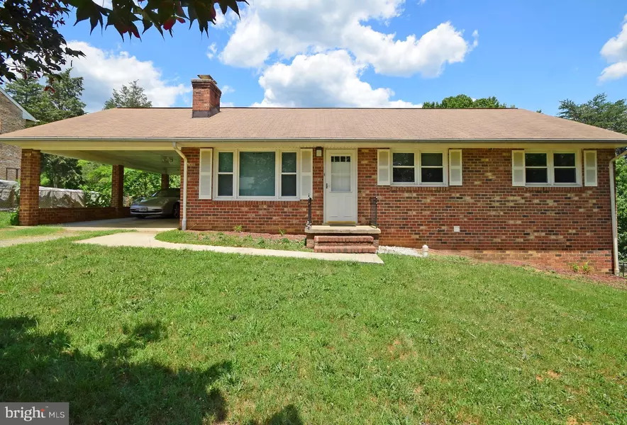 214 MOUNT PLEASANT BLVD, Fredericksburg, VA 22405