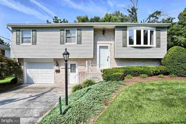 254 GREENBRIAR LN, Camp Hill, PA 17019