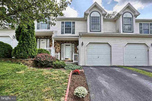 17 KEEFER WAY, Mechanicsburg, PA 17055