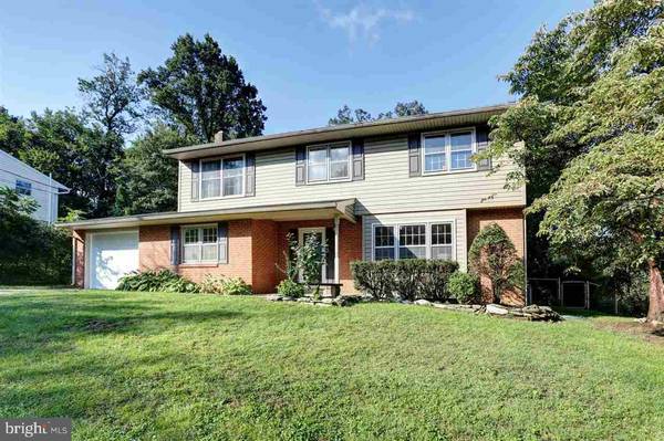 111 JUNIPER DR, Camp Hill, PA 17011