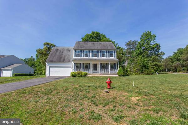 9704 HICKORY HILL DR, Fredericksburg, VA 22408