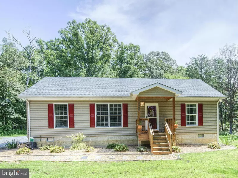 7851 FLIPPO DR, Fredericksburg, VA 22408