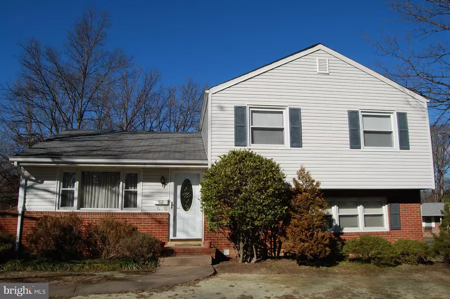 512 LAUREL AVE, Fredericksburg, VA 22408