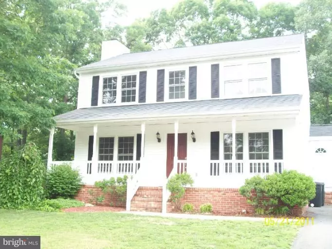 5317 LEAVELLS CROSSING DR, Fredericksburg, VA 22407