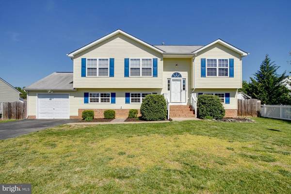 12214 STONEHENGE DR, Fredericksburg, VA 22407