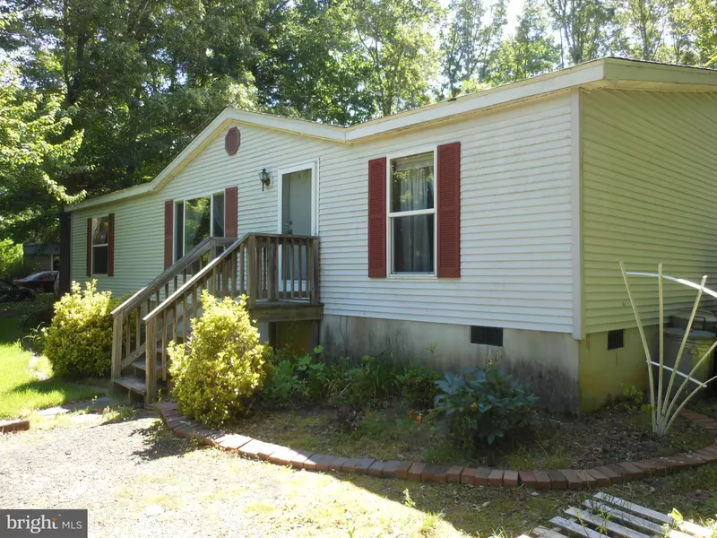 1801 BUTLER RD, Beaverdam, VA 23015