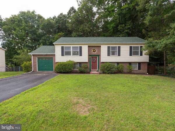 502 PLEASANTS DR, Fredericksburg, VA 22407