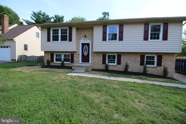 5816 MCKINLEY DR, Fredericksburg, VA 22407