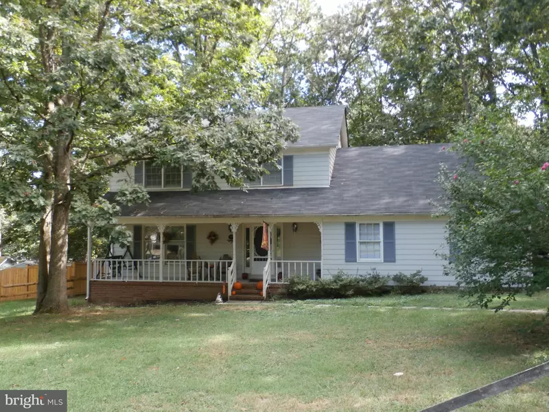 10 ROSEWOOD DR, Fredericksburg, VA 22408