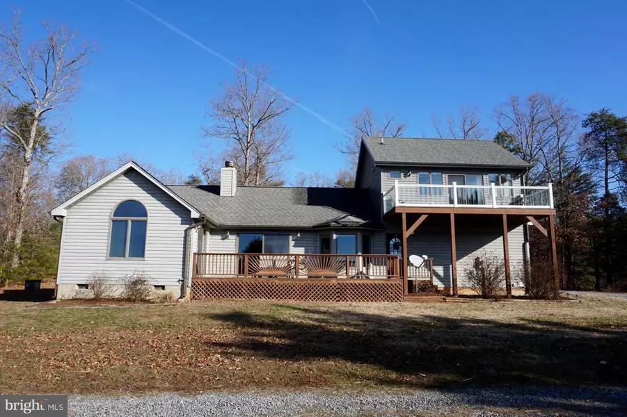 4424 SEAY POINT RD, Mineral, VA 23117