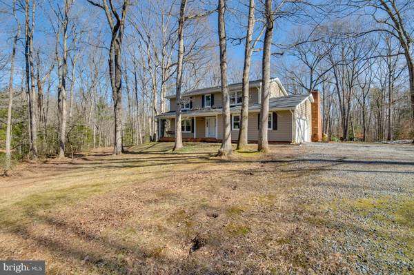 5 RIVER BLUFFS DR, Fredericksburg, VA 22407