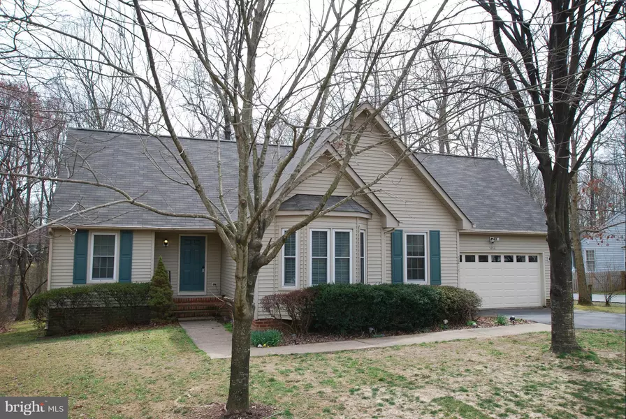 5218 LEAVELLS CROSSING DR, Fredericksburg, VA 22407