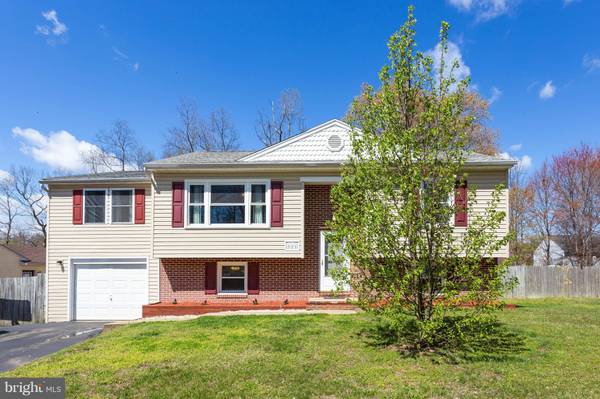 321 DURHAM DR, Fredericksburg, VA 22407