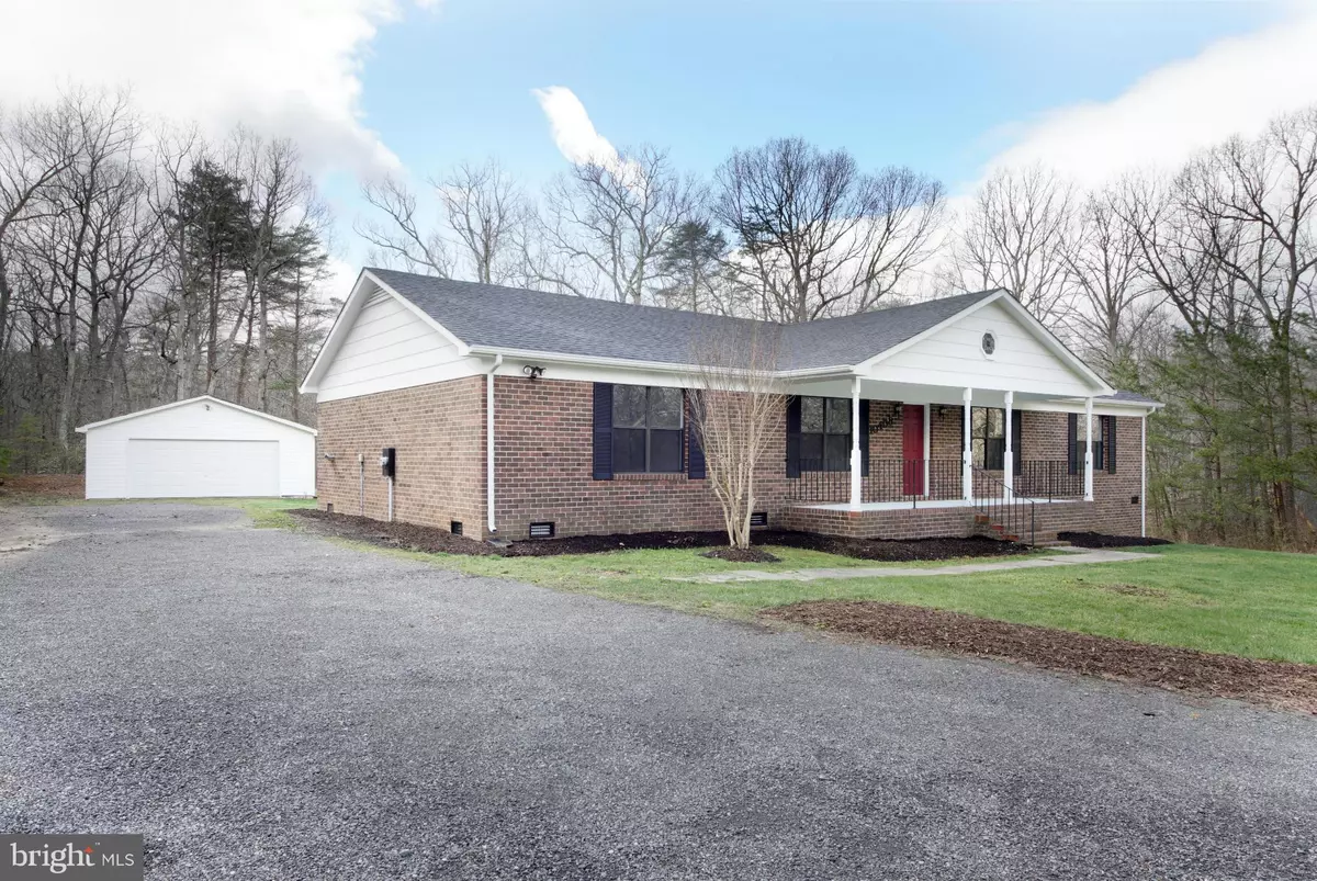 Spotsylvania, VA 22553,10408 TREATY CT