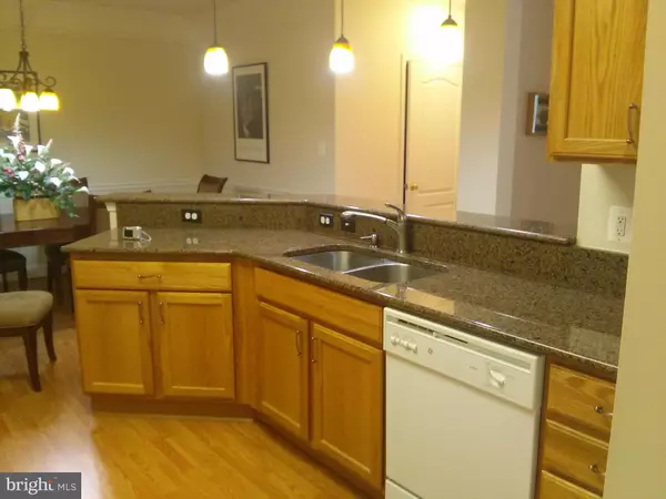 Clarksville, MD 21029,5900 WHALE BOAT DR #201