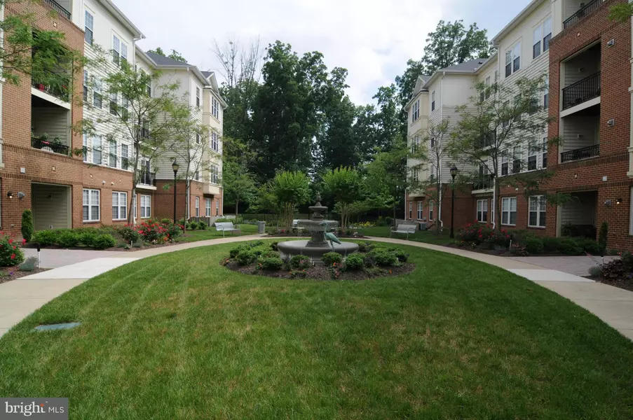 2520 KENSINGTON GDNS #206, Ellicott City, MD 21043