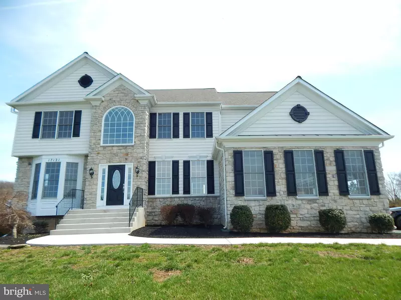 17121 FREDERICK RD, Mount Airy, MD 21771