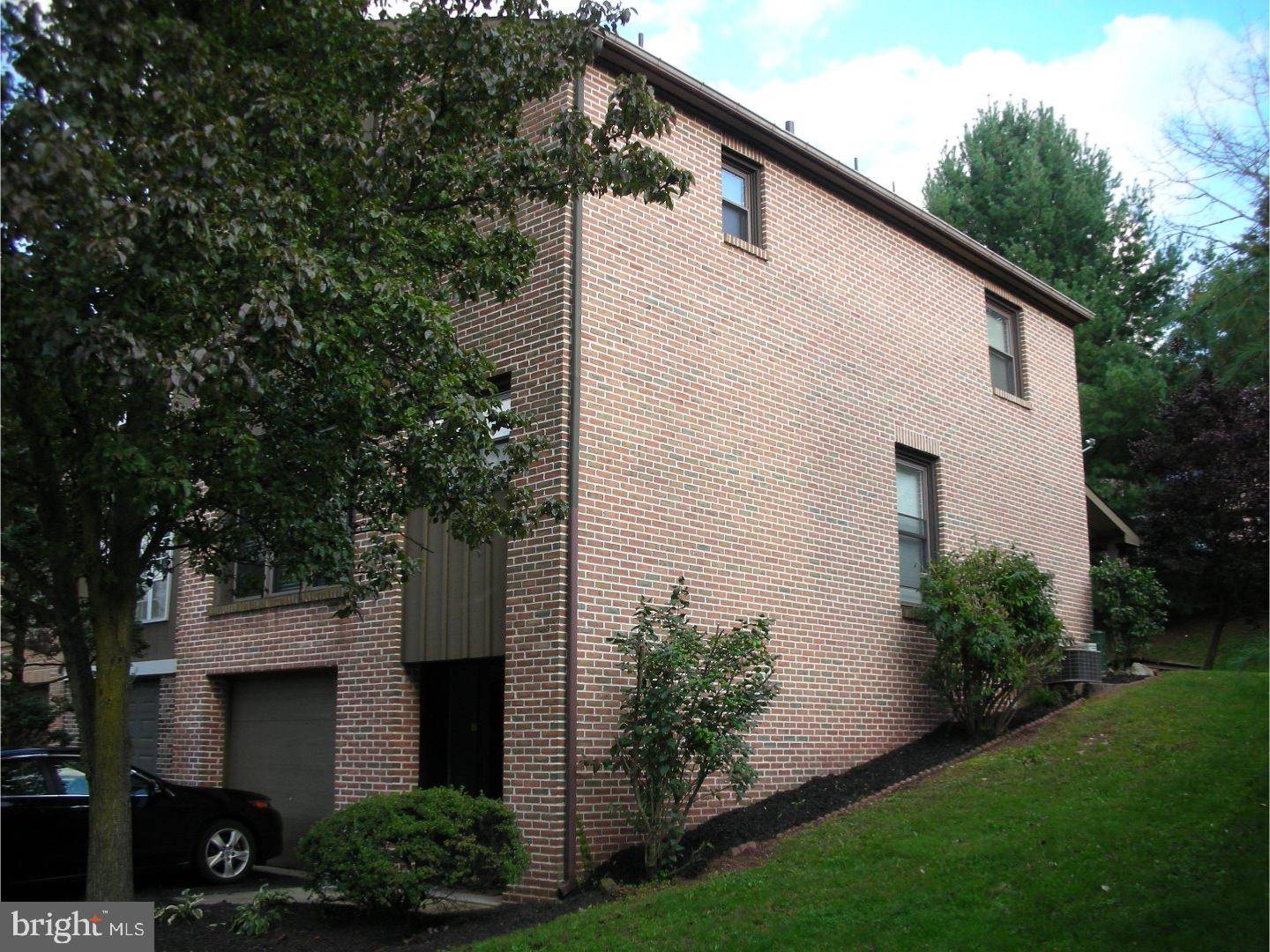 Reading, PA 19607,23 CLUB LN