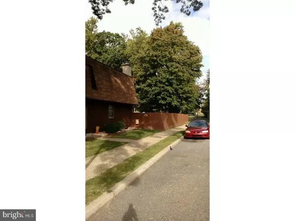 Philadelphia, PA 19116,10238 MURTY LN