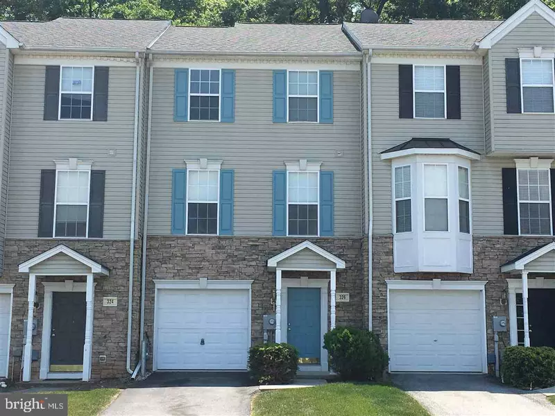 326 BRUAW DR, York, PA 17406