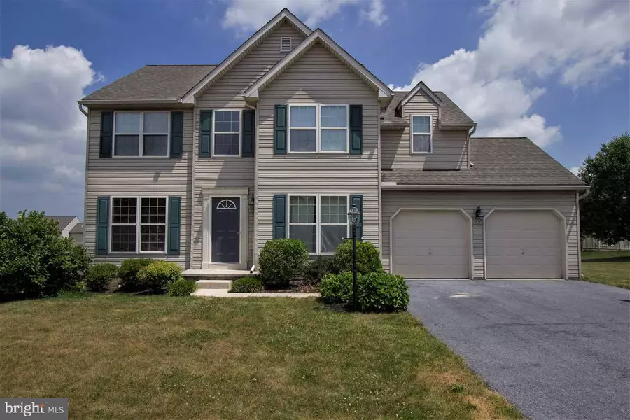 1073 BALLYSHANNON DR, Elizabethtown, PA 17022