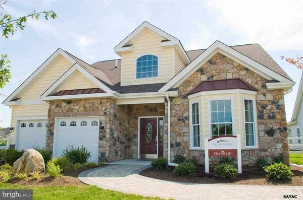 228 LOYAL DR #324, Mechanicsburg, PA 17050