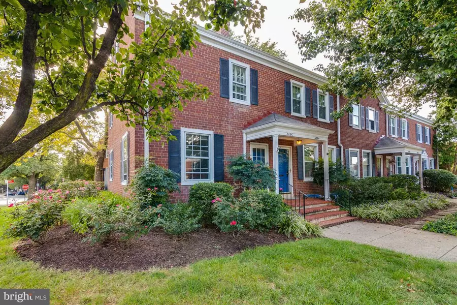 3096 WOODROW ST S, Arlington, VA 22206