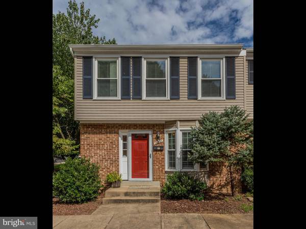 2201 POLLARD ST S, Arlington, VA 22204