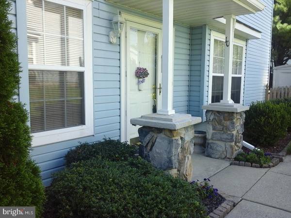 10 PARK SIDE DR, Sicklerville, NJ 08081