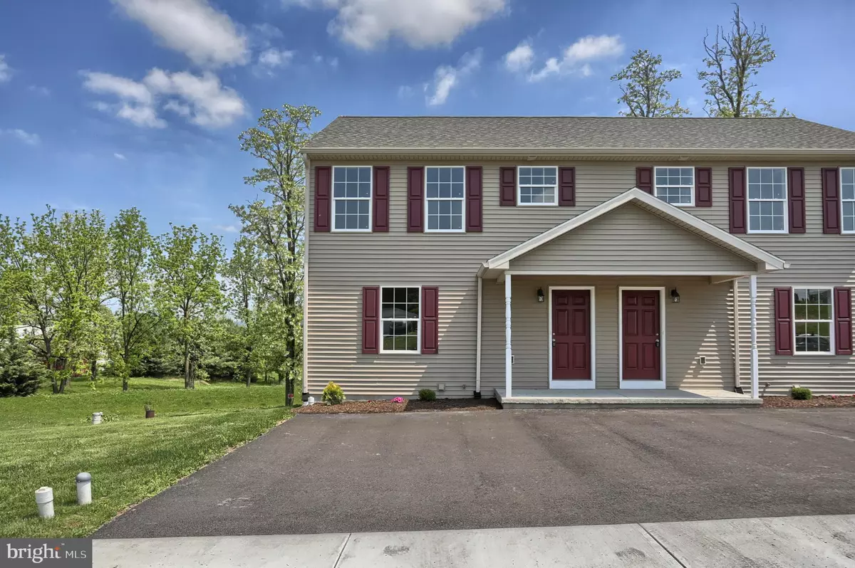 Myerstown, PA 17067,7 CHLOE DR