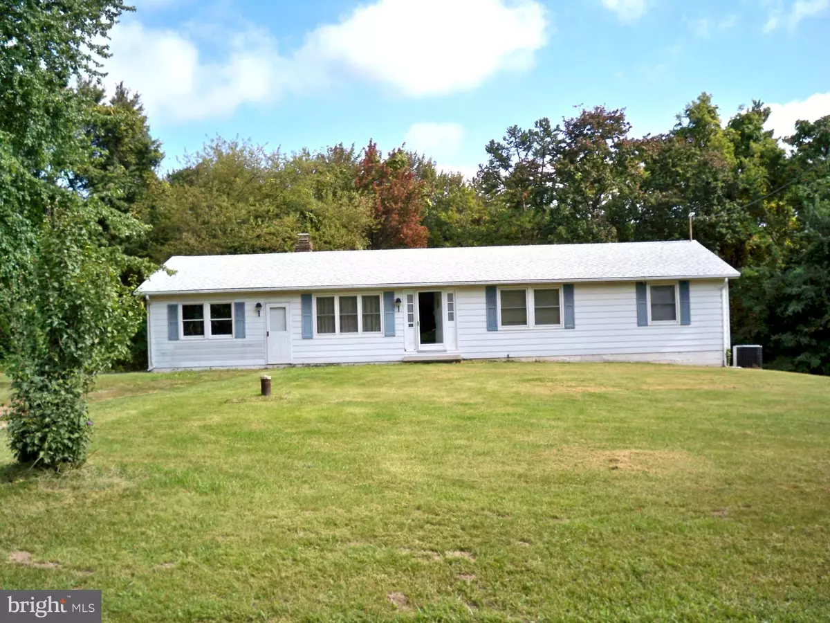 Gore, VA 22637,151 CLINE DR