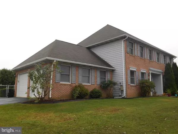 1039 HAMPTON CIR, Hagerstown, MD 21742