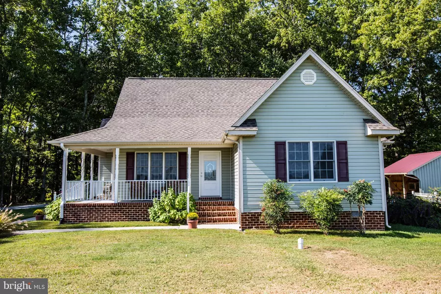 221 LONG VIEW LN, Saint Stephens Church, VA 23148