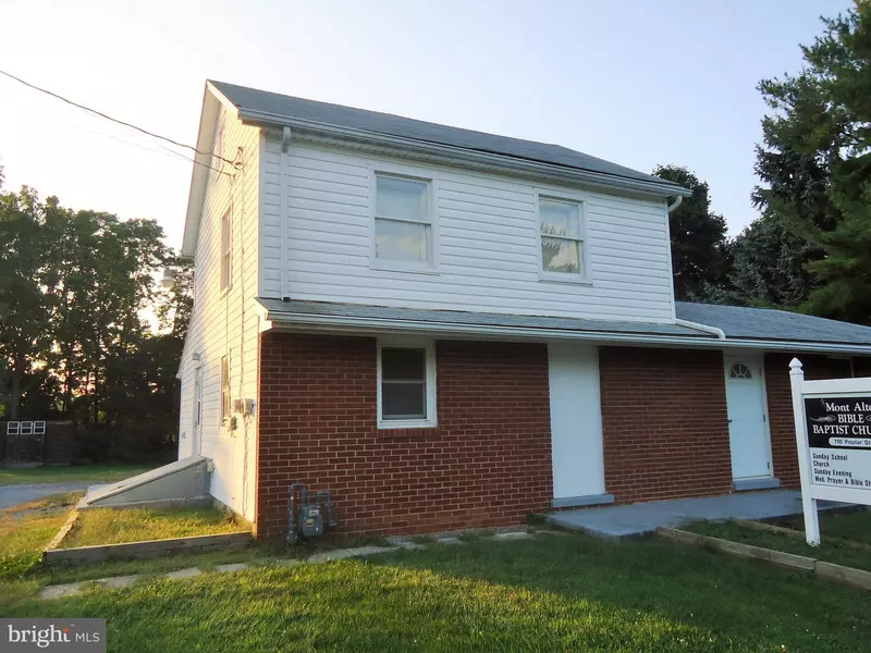 118 POPLAR ST, Mont Alto, PA 17237