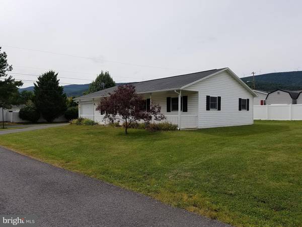 105 HUMMINGBIRD ST, Keyser, WV 26726