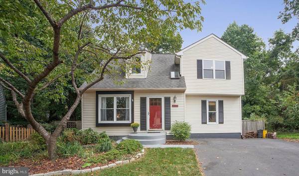 1046 HYDE PARK DR, Annapolis, MD 21403