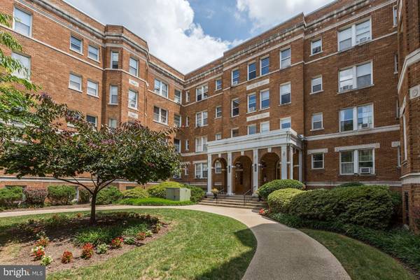 1820 CLYDESDALE PL NW #209, Washington, DC 20009